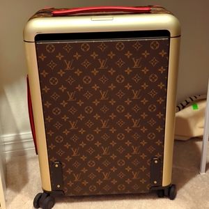 Each time I travel there's not enough room for all my stuff.